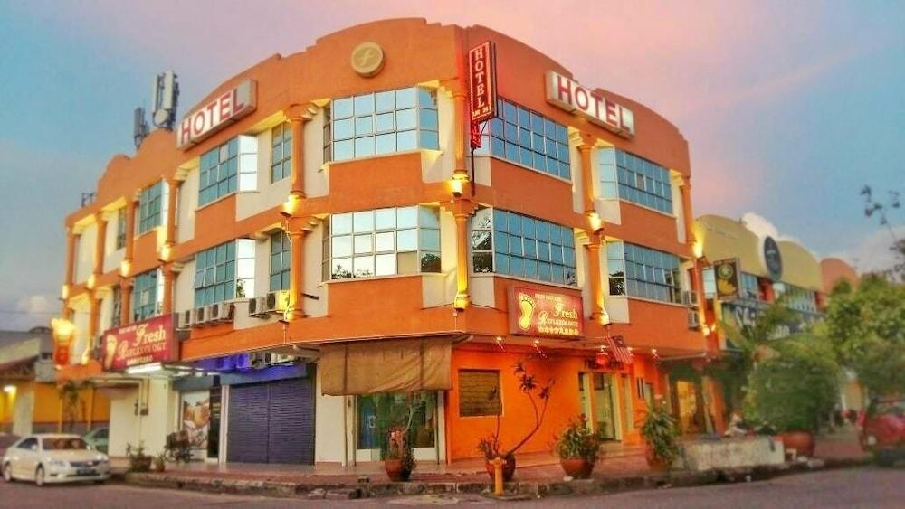 Fresh Hotel Ipoh Buitenkant foto